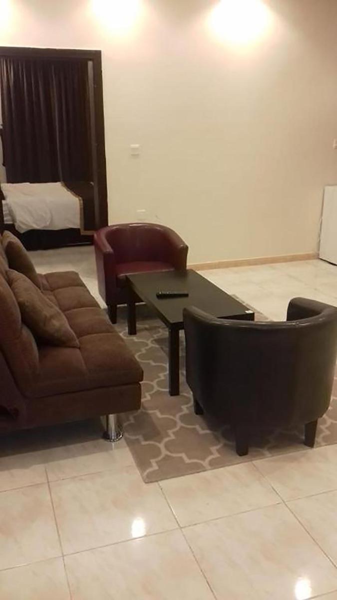 Popular attractions Area Nearby Property